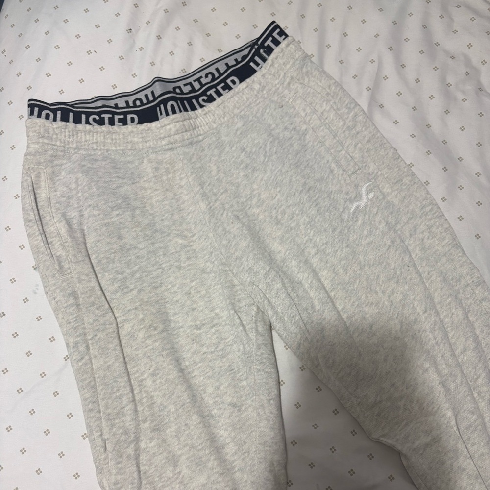Hollister joggers cuffed